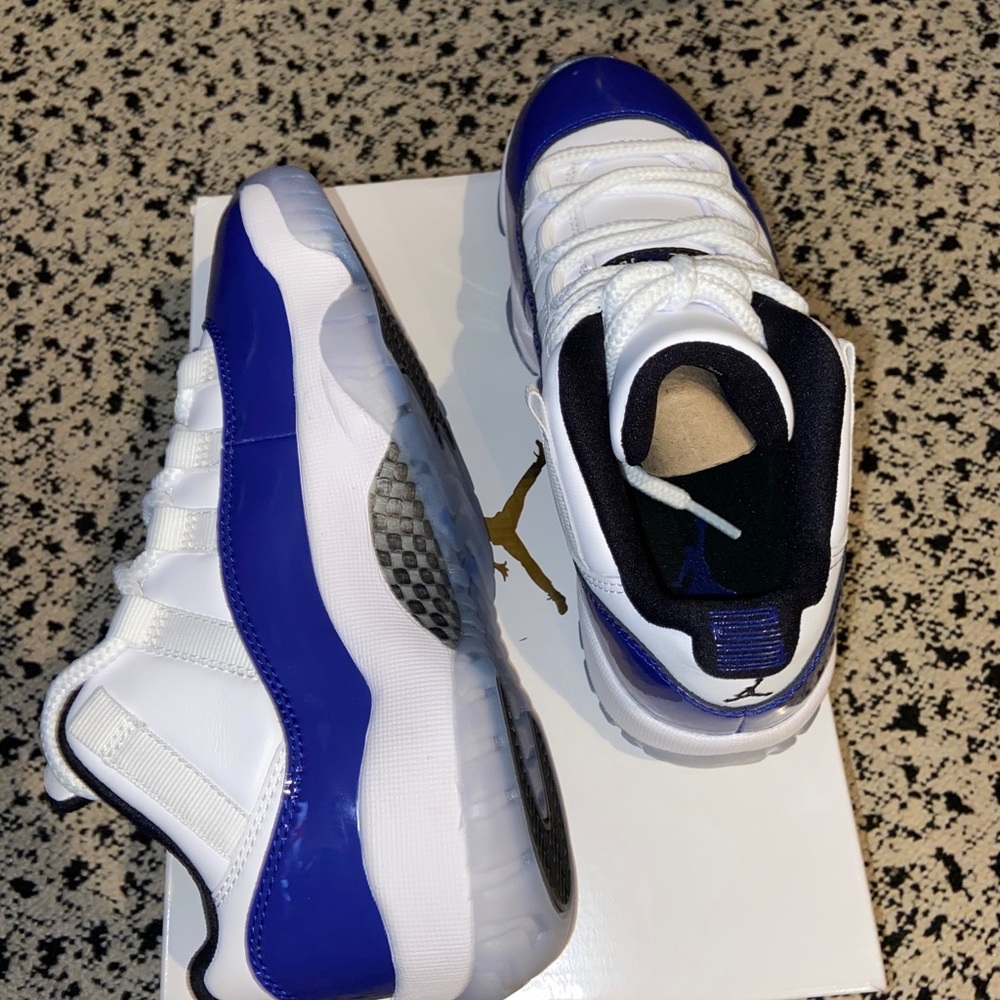 Brand New Air Jordan Retro 11 Low - Picture 9 of 12